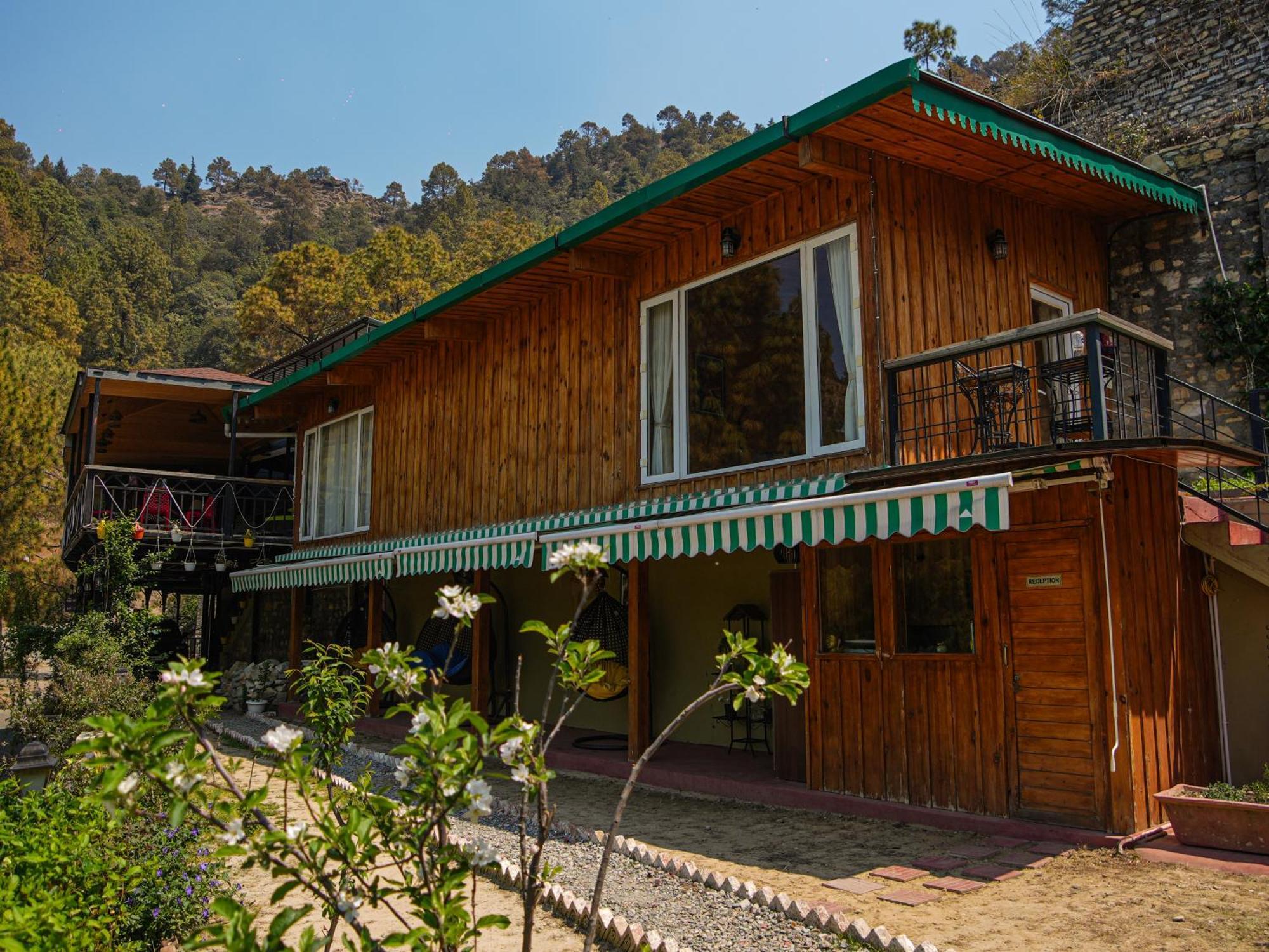 Thehimalayanliving Whistling Pines Hotel Mukteshwar Ngoại thất bức ảnh